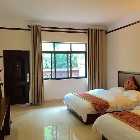 Yangshuo Mountain Top Retreat ภายนอก รูปภาพ