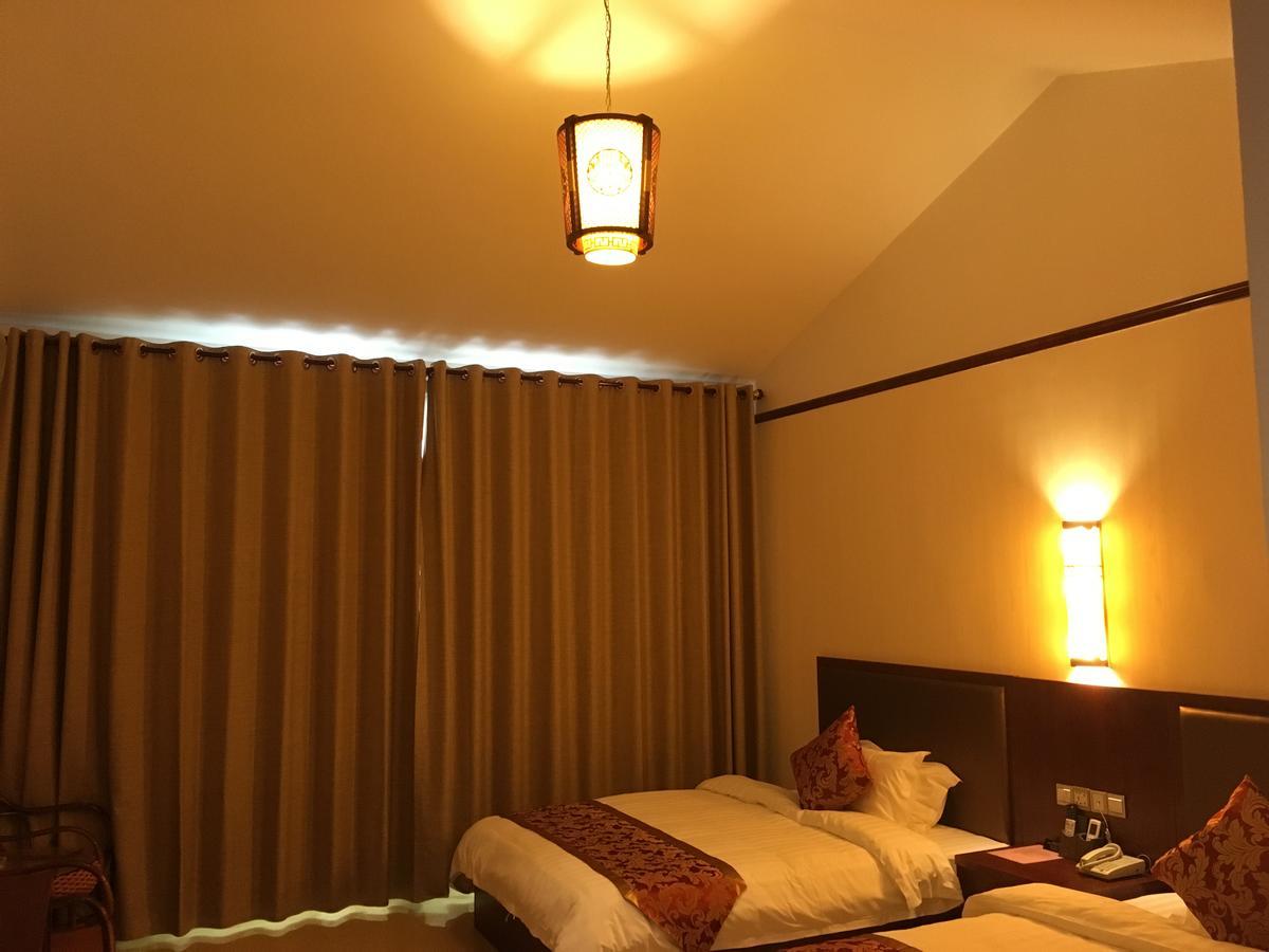 Yangshuo Mountain Top Retreat ภายนอก รูปภาพ