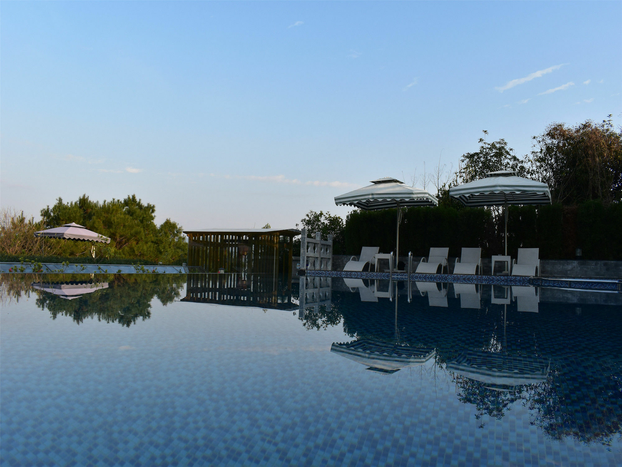 Yangshuo Mountain Top Retreat ภายนอก รูปภาพ