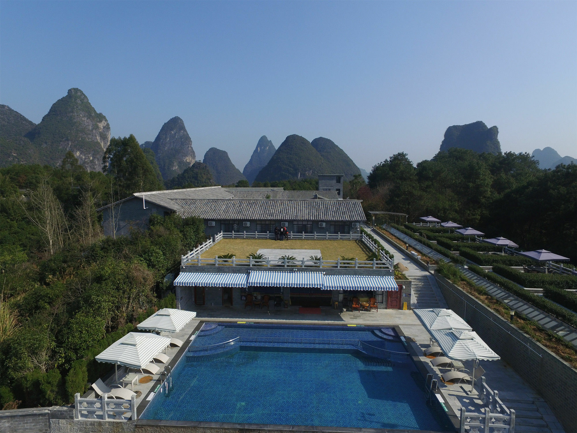 Yangshuo Mountain Top Retreat ภายนอก รูปภาพ