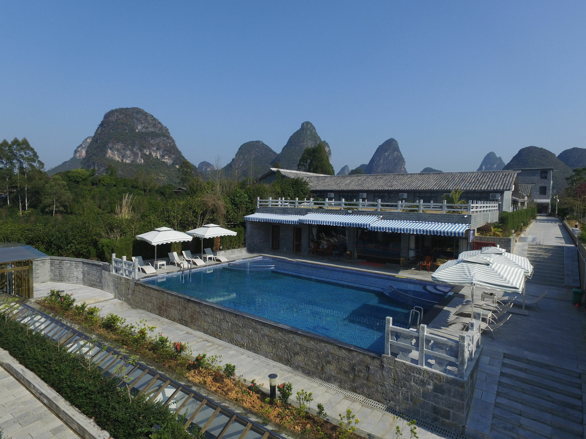 Yangshuo Mountain Top Retreat ภายนอก รูปภาพ