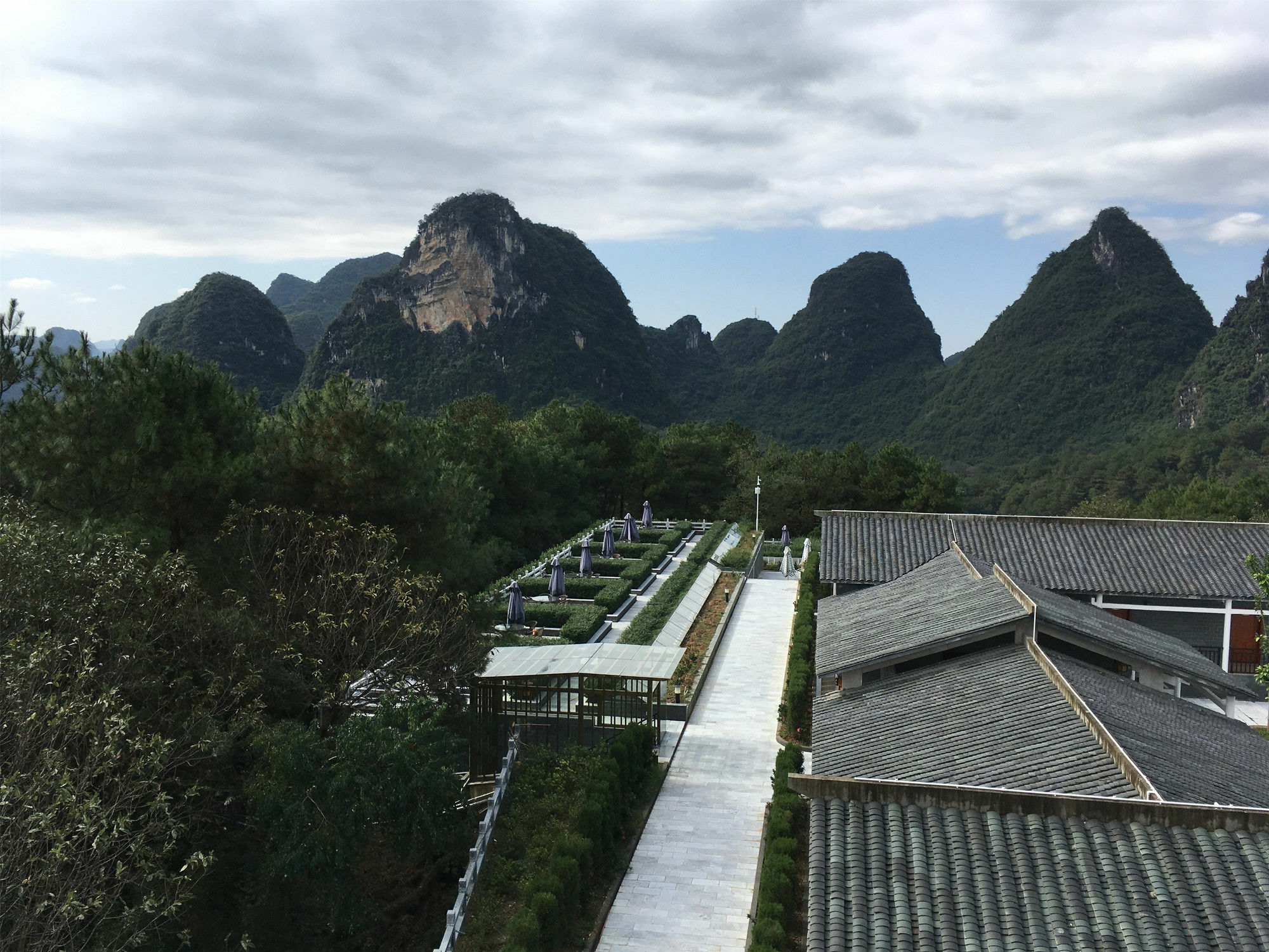 Yangshuo Mountain Top Retreat ภายนอก รูปภาพ